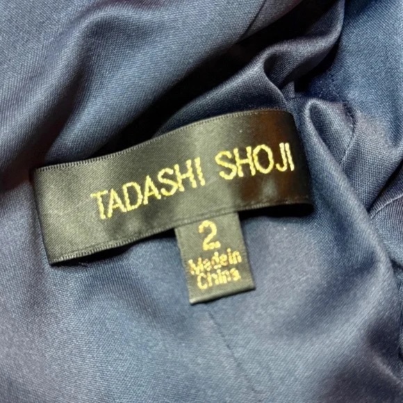 Tadashi Shoji Navy Formal Gown Full Length Lace size 2 - Picture 9 of 10